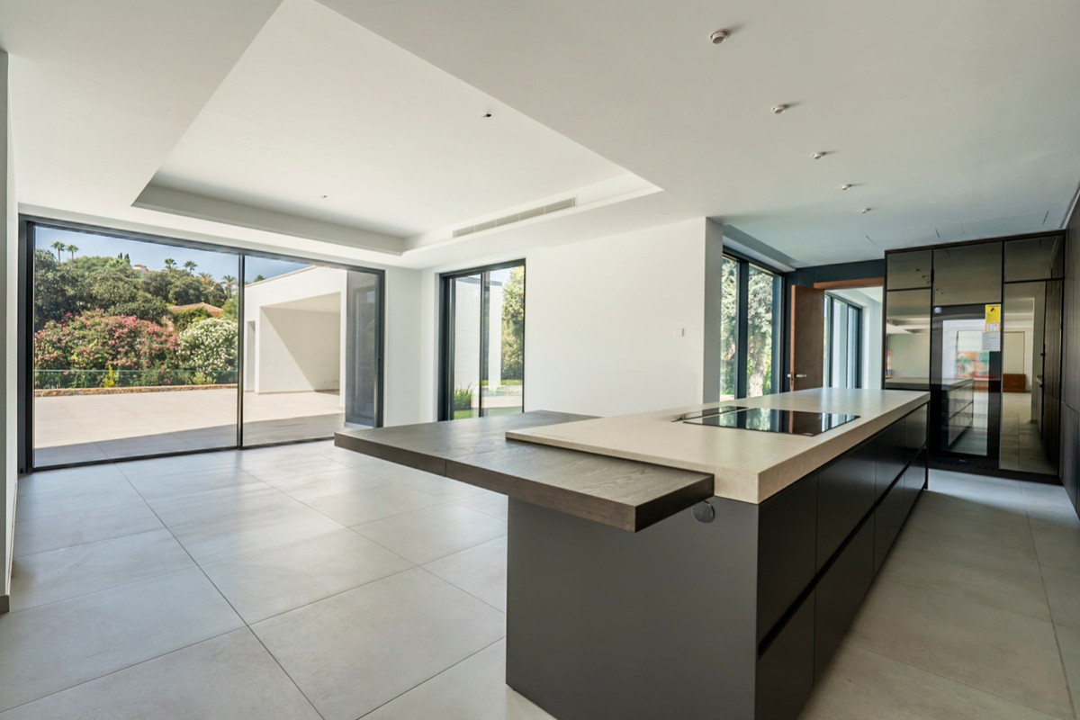 7 Bed Townhouse for sale in Sotogrande Alto Costa Del Sol, Cádiz, Spain