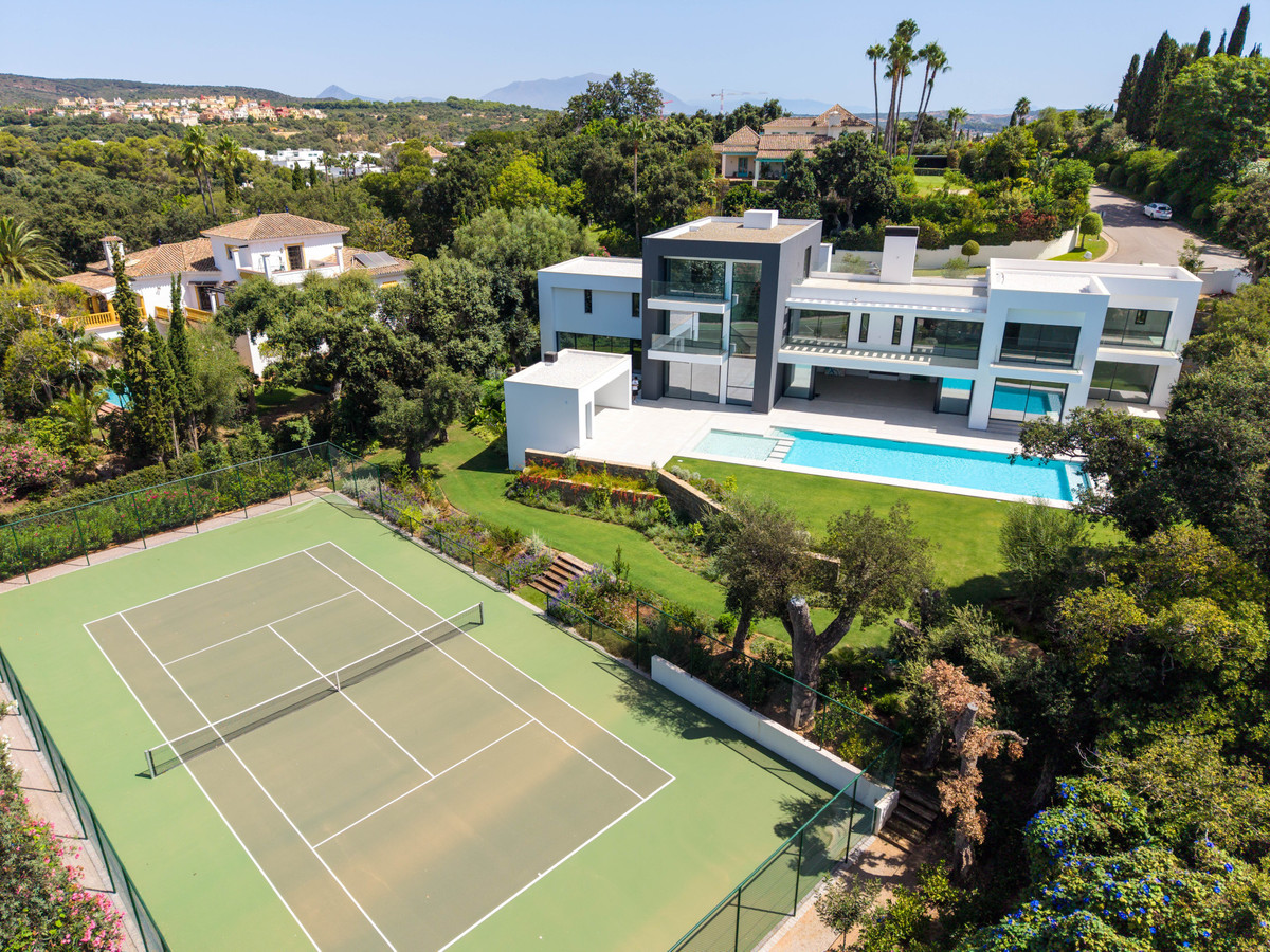 7 Bed Townhouse for sale in Sotogrande Alto Costa Del Sol, Cádiz, Spain