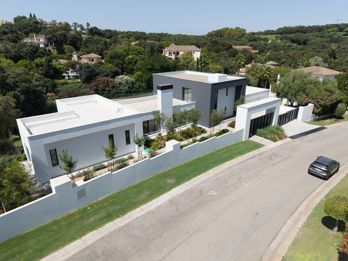 7 Bed Townhouse for sale in Sotogrande Alto Costa Del Sol, Cádiz, Spain