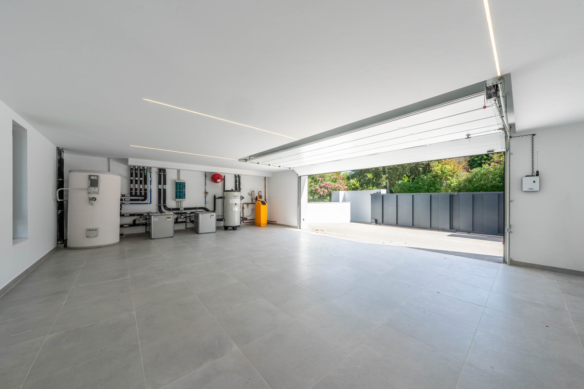 7 Bed Townhouse for sale in Sotogrande Alto Costa Del Sol, Cádiz, Spain