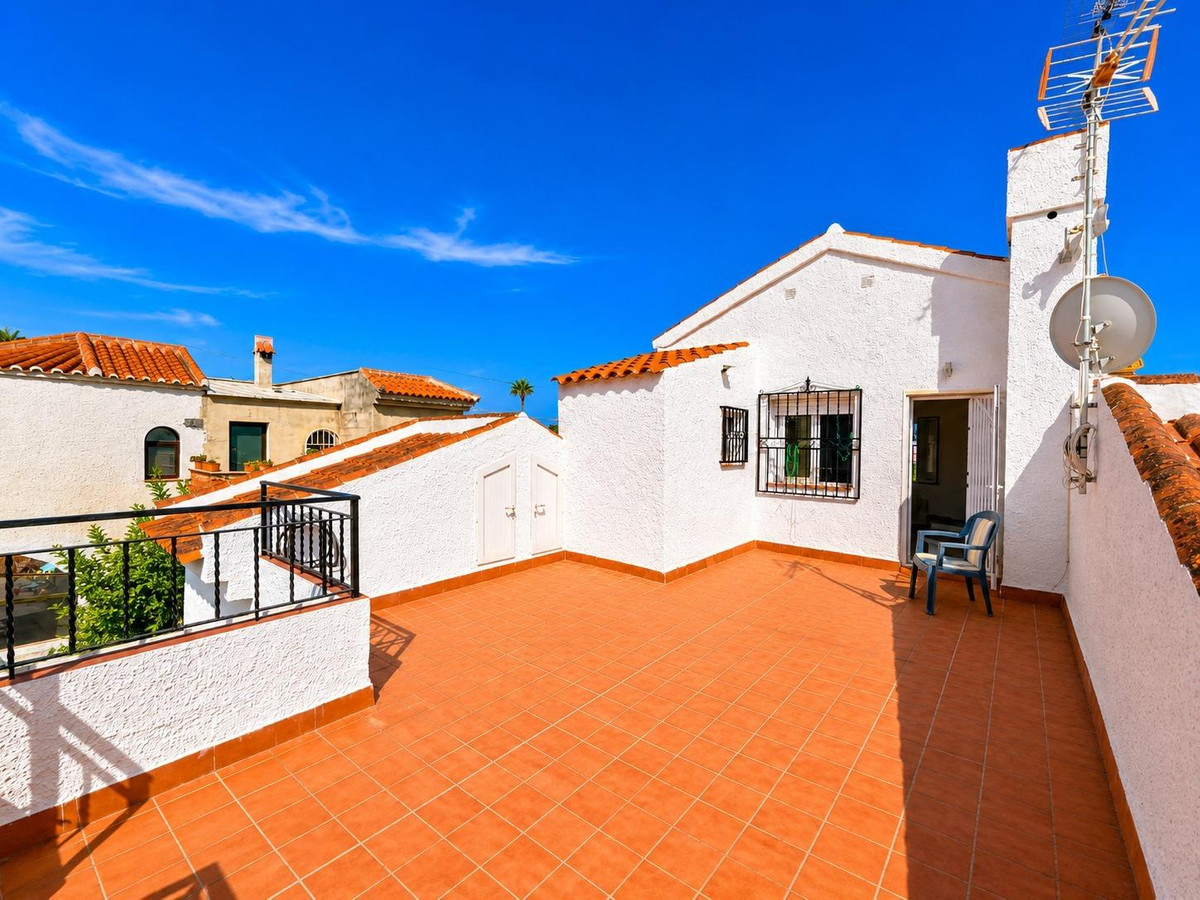 4 Bed Townhouse for sale in Los Alcazares Costa Calida, Murcia, Spain