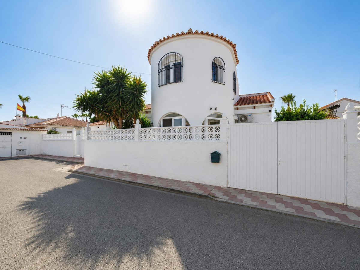 4 Bed Townhouse for sale in Los Alcazares Costa Calida, Murcia, Spain