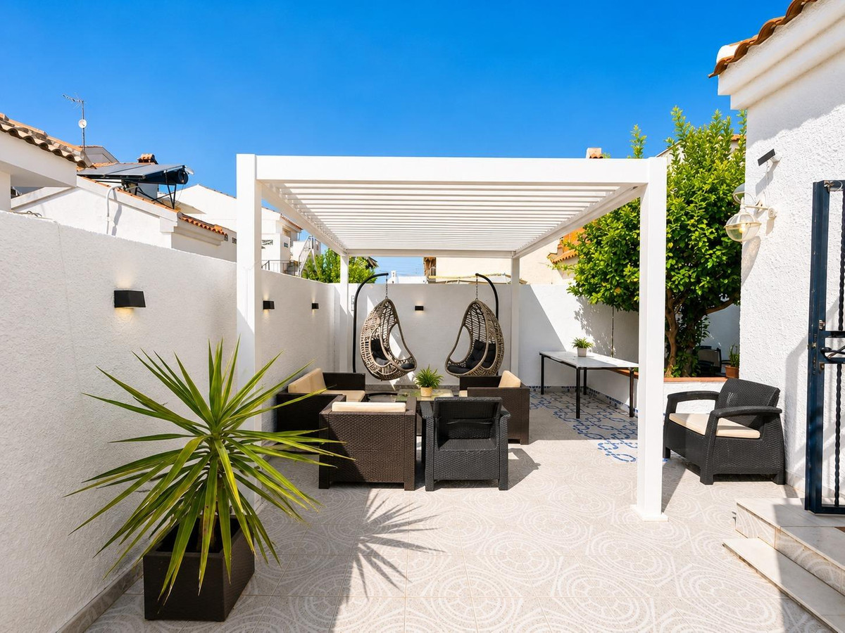 4 Bed Townhouse for sale in Los Alcazares Costa Calida, Murcia, Spain