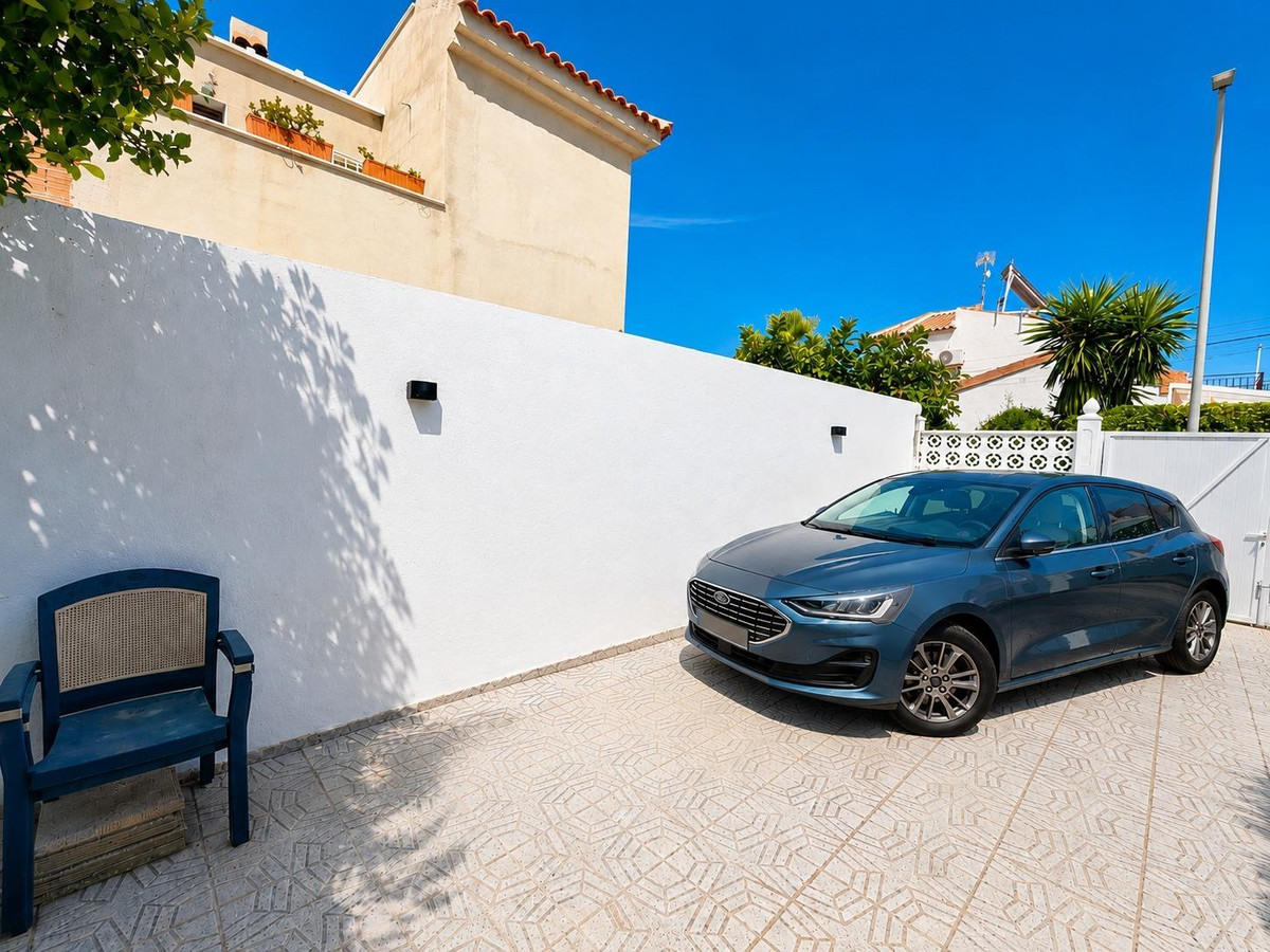 4 Bed Townhouse for sale in Los Alcazares Costa Calida, Murcia, Spain