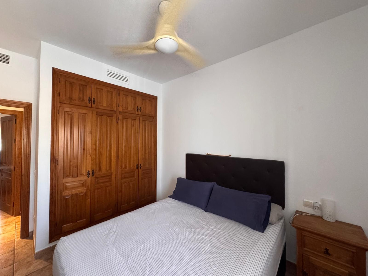 Se vende Villa - Chalet de 5 dormitorios en Costa Del Sol, Málaga, España