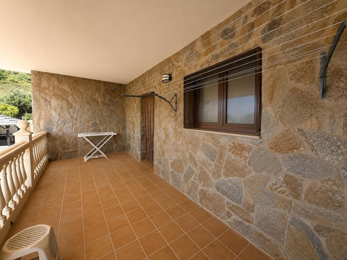 Se vende Villa - Chalet de 5 dormitorios en Costa Del Sol, Málaga, España