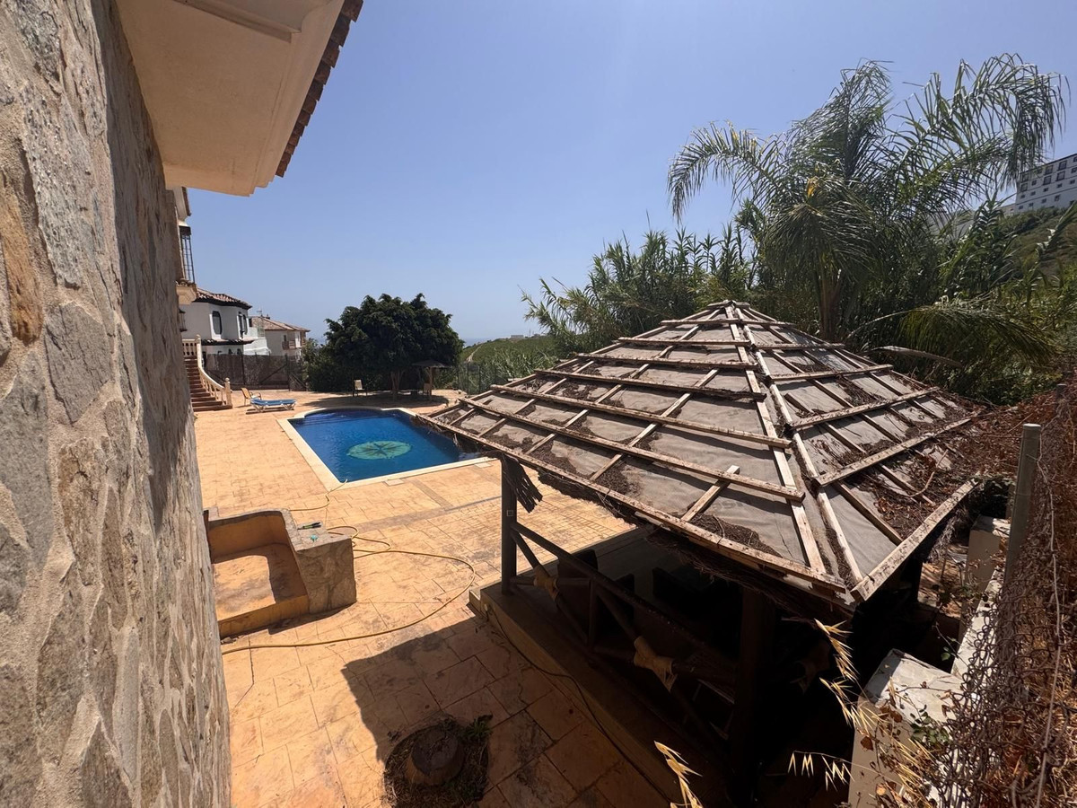 Se vende Villa - Chalet de 5 dormitorios en Costa Del Sol, Málaga, España