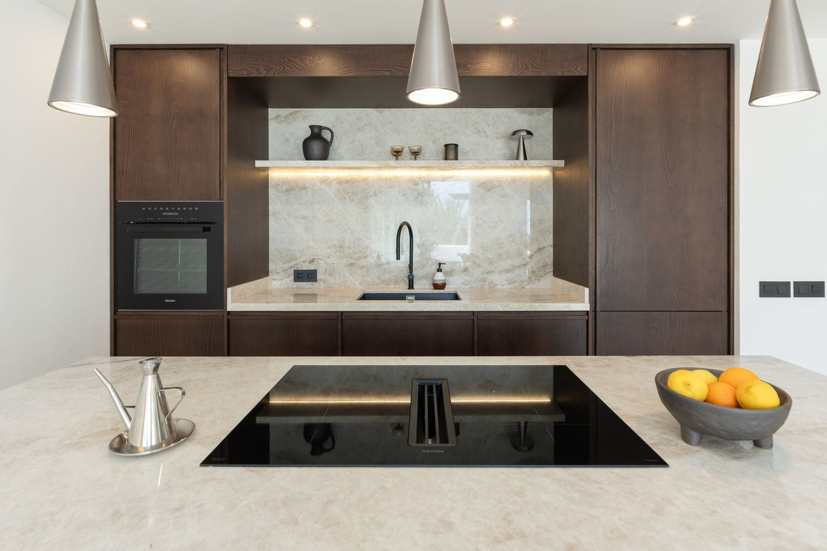 3 Bed Apartment for sale in La Quinta Costa Del Sol, Málaga, Spain