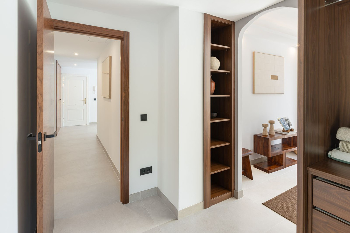 3 Bed Apartment for sale in La Quinta Costa Del Sol, Málaga, Spain