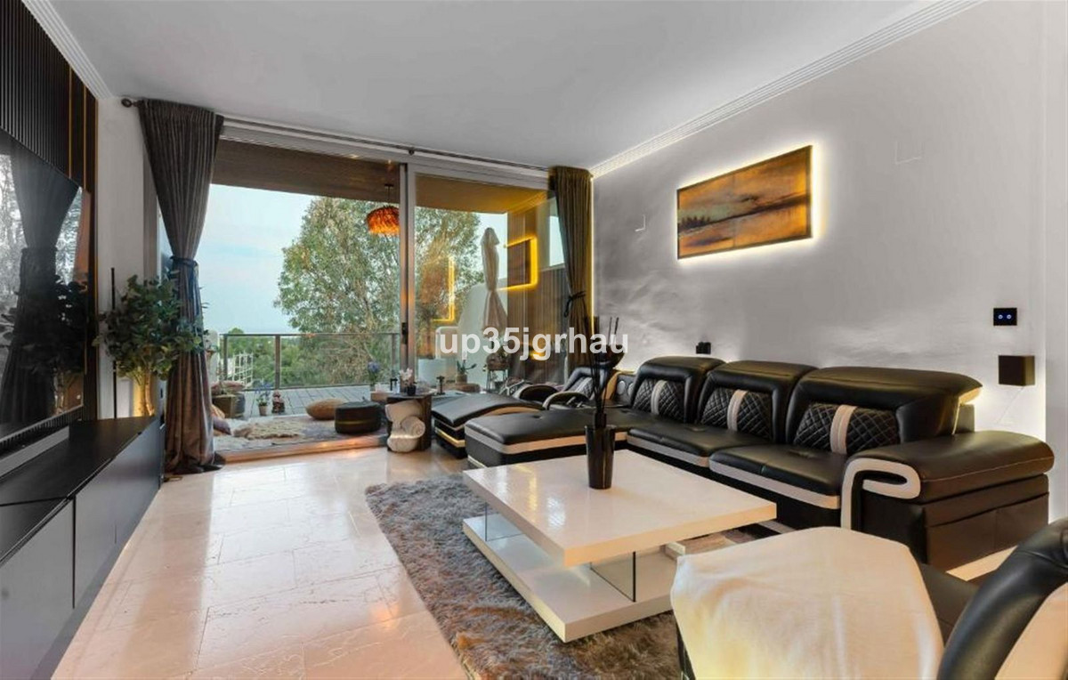 Se vende Apartamento Planta Media de 2 dormitorios en Costa Del Sol, Málaga, España