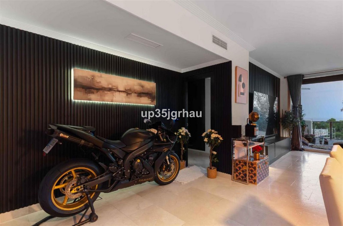 Se vende Apartamento Planta Media de 2 dormitorios en Costa Del Sol, Málaga, España