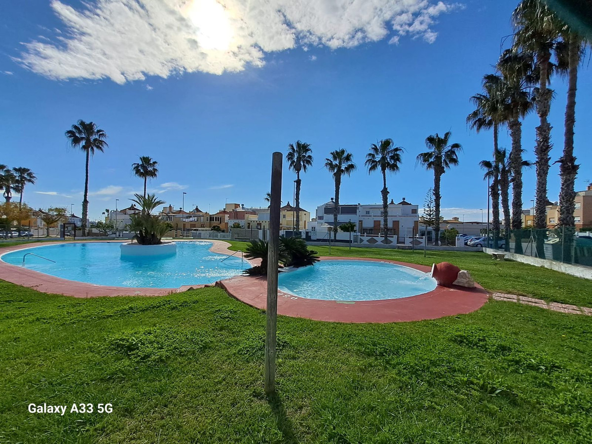2 Bed Apartment for sale in Los Altos Costa Blanca, Alicante, Spain