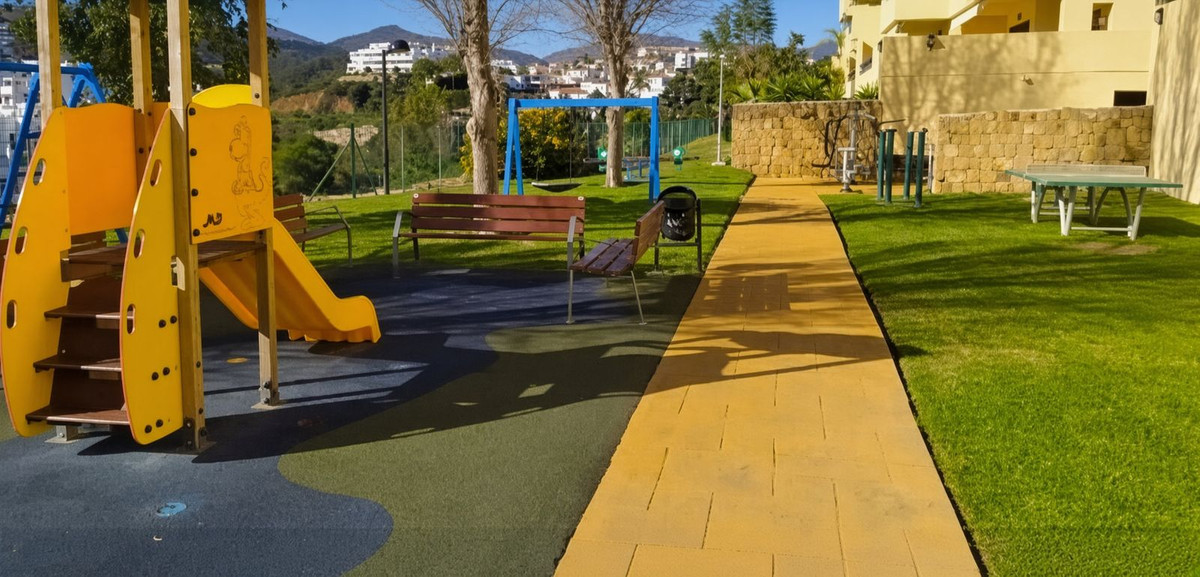 Se vende Apartamento Planta Baja de 2 dormitorios en Costa Del Sol, Málaga, España