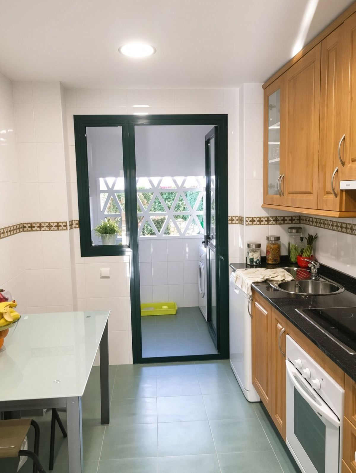 Se vende Apartamento Planta Baja de 2 dormitorios en Costa Del Sol, Málaga, España