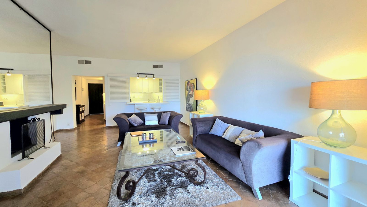 Se vende Apartamento Planta Media de 1 dormitorios en Costa Del Sol, Málaga, España