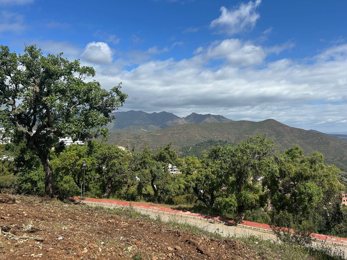 Plots for sale in La Mairena Costa Del Sol, Málaga, Spain
