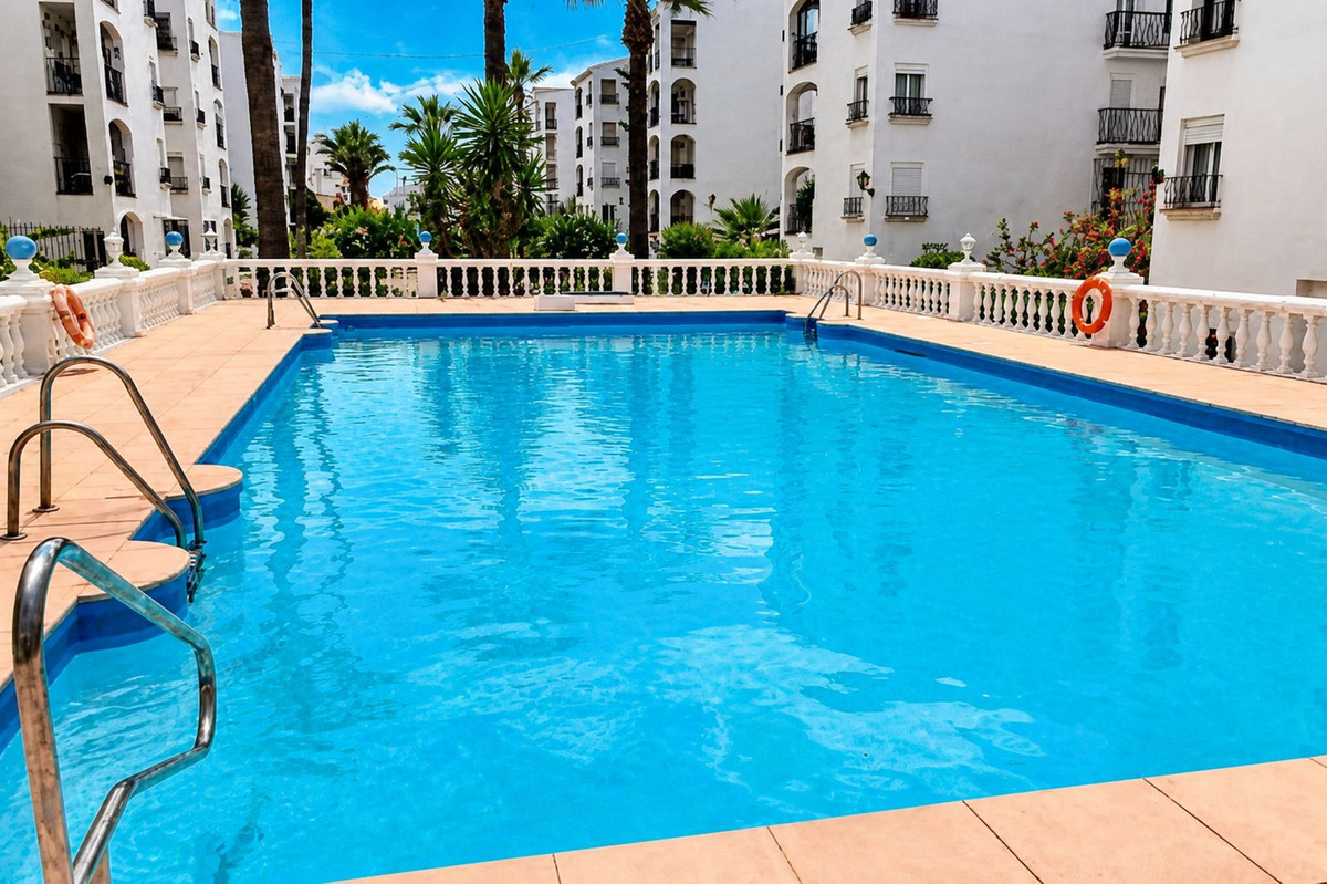 1 Bed Apartment for sale in San Luis De Sabinillas Costa Del Sol, Málaga, Spain
