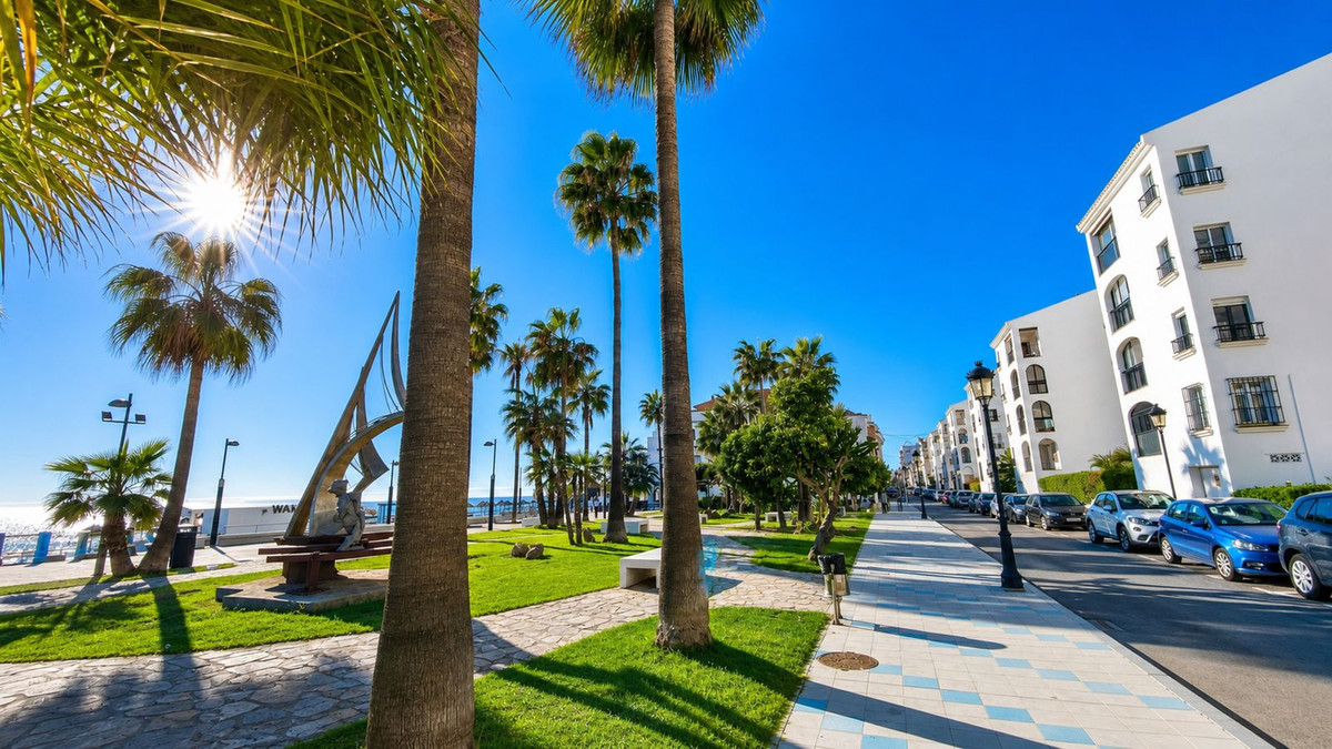 1 Bed Apartment for sale in San Luis De Sabinillas Costa Del Sol, Málaga, Spain