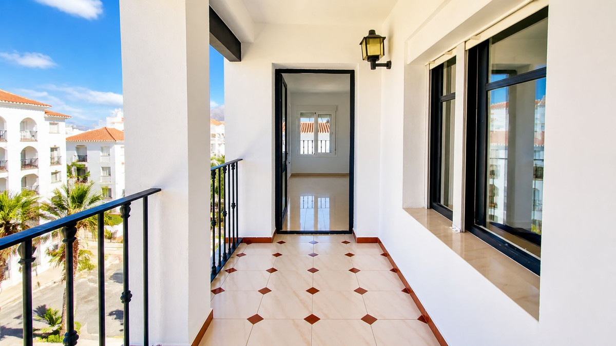 1 Bed Apartment for sale in San Luis De Sabinillas Costa Del Sol, Málaga, Spain