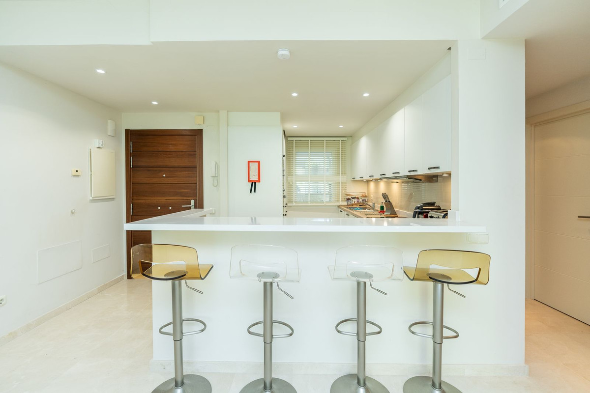 Se vende Apartamento Planta Baja de 2 dormitorios en Costa Del Sol, Málaga, España