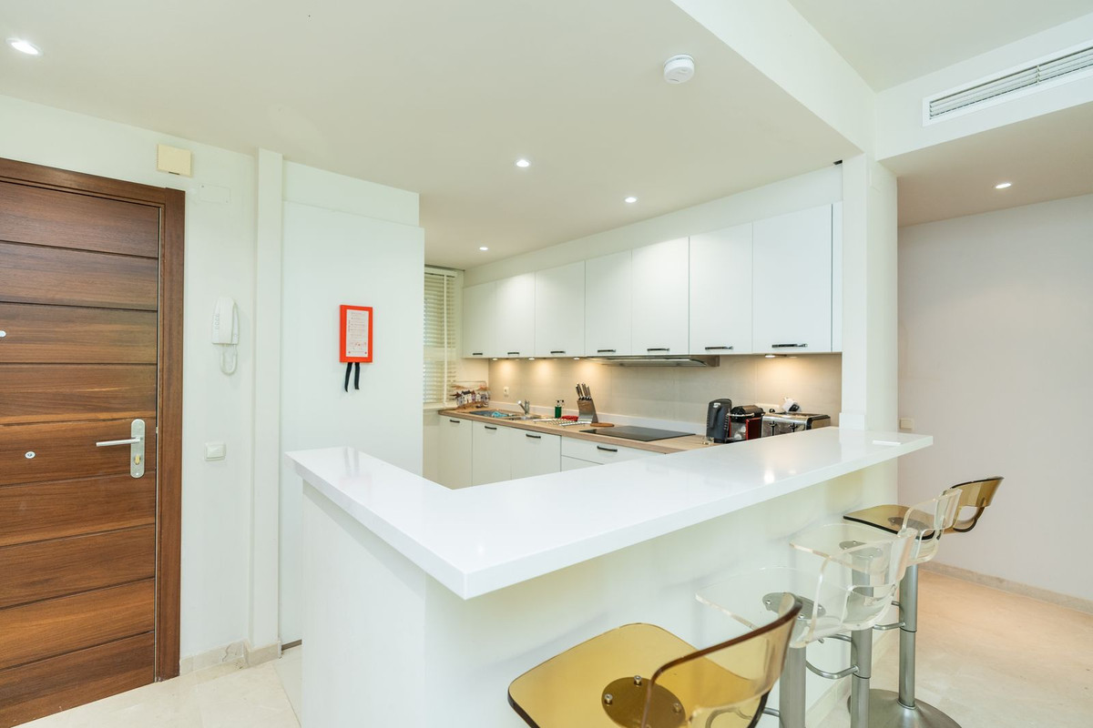 Se vende Apartamento Planta Baja de 2 dormitorios en Costa Del Sol, Málaga, España