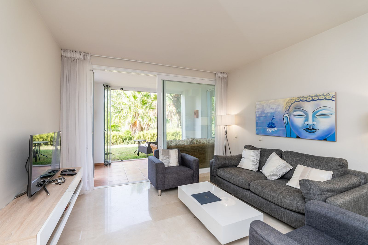 Se vende Apartamento Planta Baja de 2 dormitorios en Costa Del Sol, Málaga, España