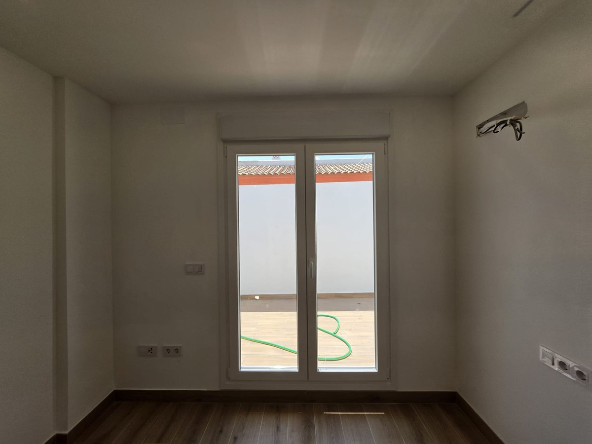 Se vende Pareada de 2 dormitorios en Costa Del Sol, Málaga, España