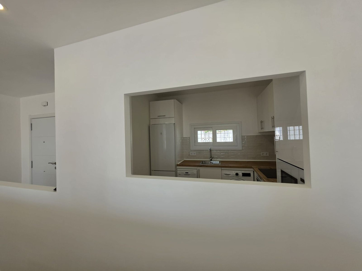 Se vende Pareada de 2 dormitorios en Costa Del Sol, Málaga, España