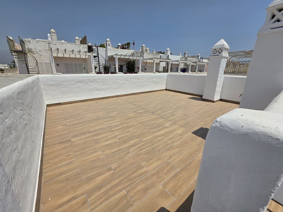 Se vende Pareada de 2 dormitorios en Costa Del Sol, Málaga, España