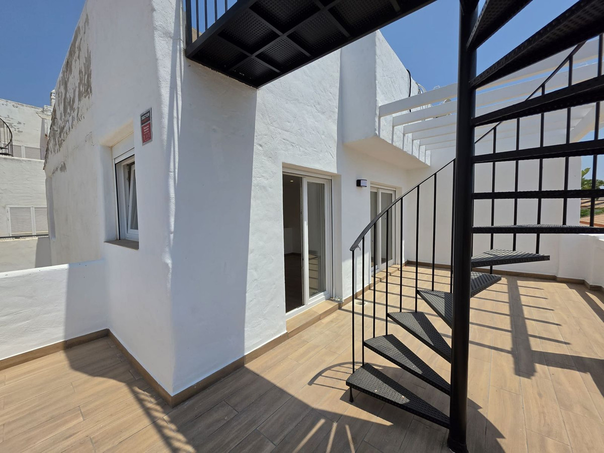 Se vende Pareada de 2 dormitorios en Costa Del Sol, Málaga, España
