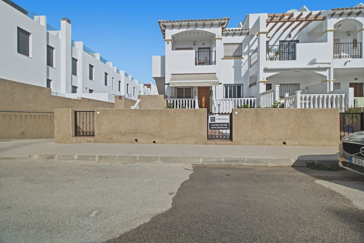 2 Bed Apartment for sale in Punta Prima Costa Blanca, Alicante, Spain