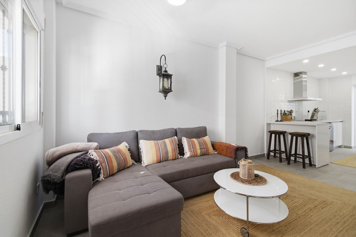 2 Bed Apartment for sale in Punta Prima Costa Blanca, Alicante, Spain