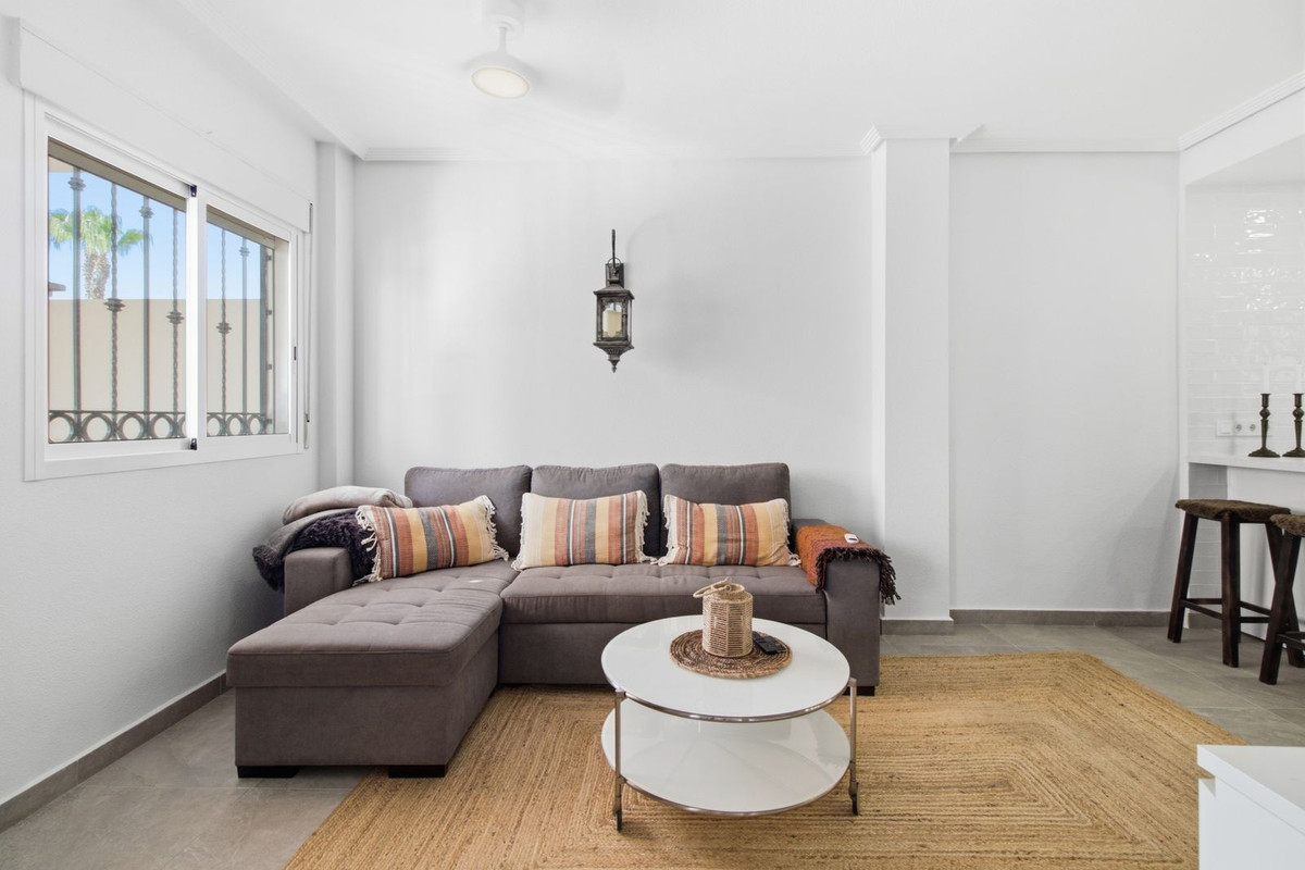 2 Bed Apartment for sale in Punta Prima Costa Blanca, Alicante, Spain