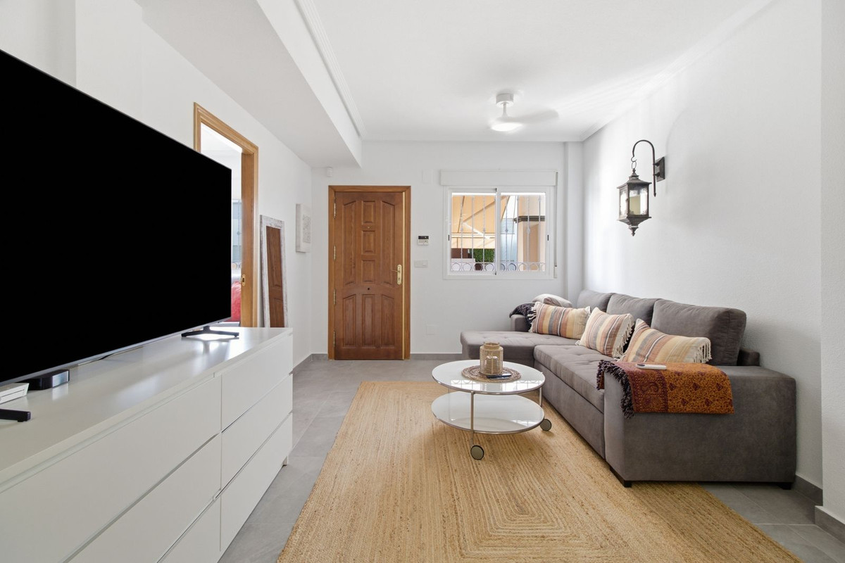 2 Bed Apartment for sale in Punta Prima Costa Blanca, Alicante, Spain