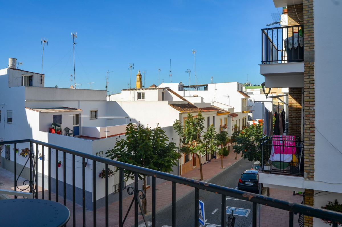 4 Bed Apartment for sale in Estepona Costa Del Sol, Málaga, Spain