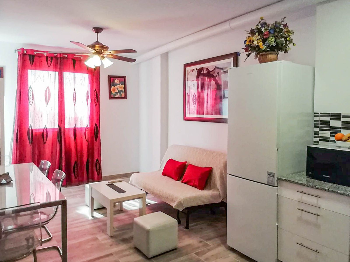 4 Bed Apartment for sale in Estepona Costa Del Sol, Málaga, Spain