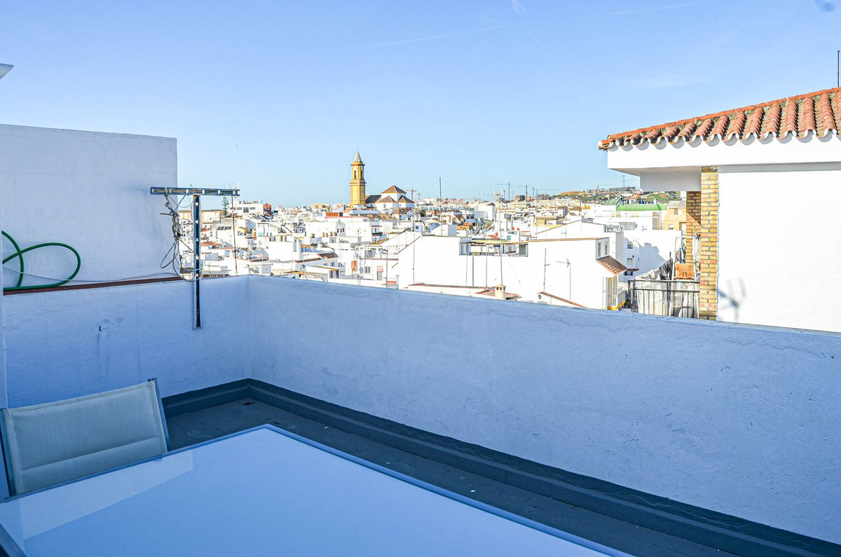 4 Bed Apartment for sale in Estepona Costa Del Sol, Málaga, Spain