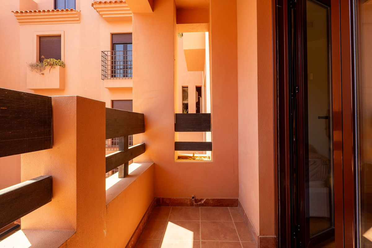 Se vende Apartamento Planta Media de 3 dormitorios en Costa Del Sol, Málaga, España