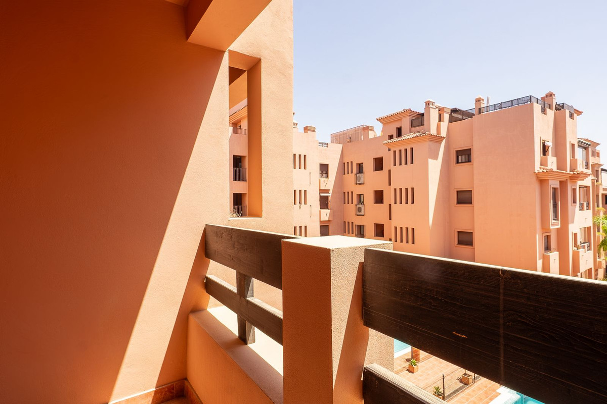 Se vende Apartamento Planta Media de 3 dormitorios en Costa Del Sol, Málaga, España