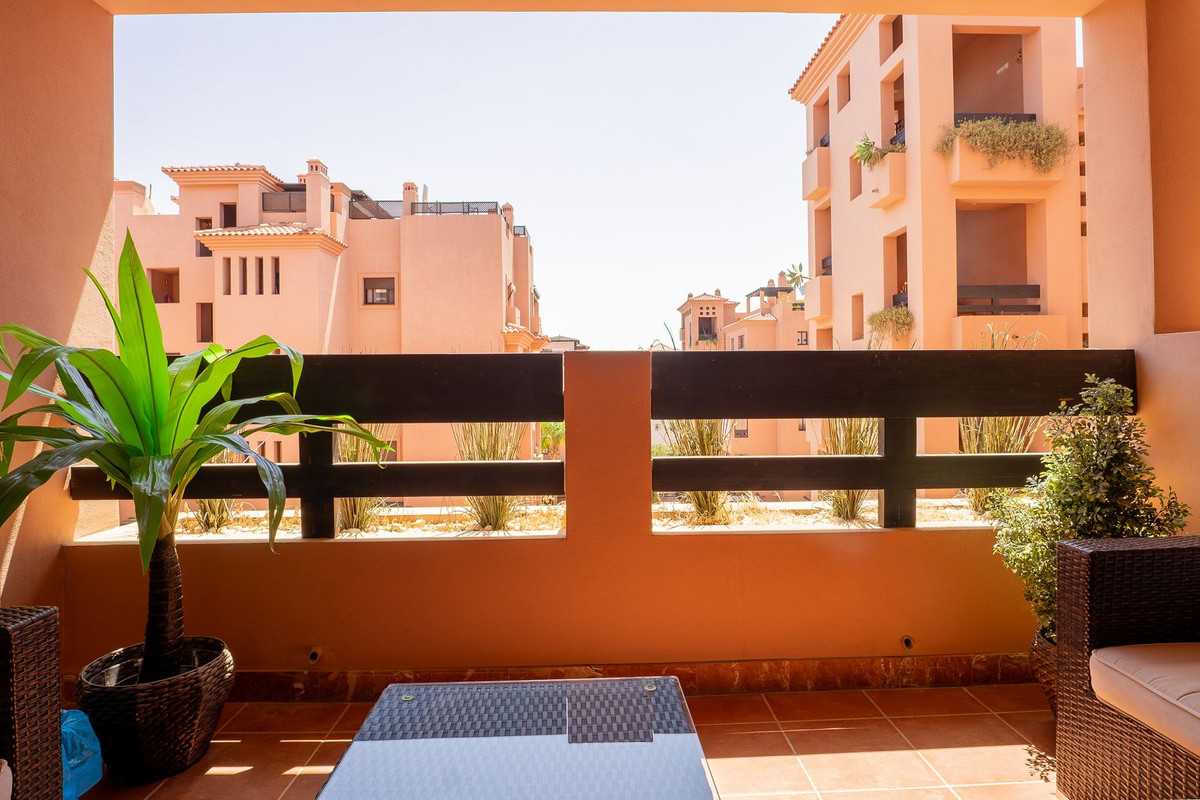 Se vende Apartamento Planta Media de 3 dormitorios en Costa Del Sol, Málaga, España