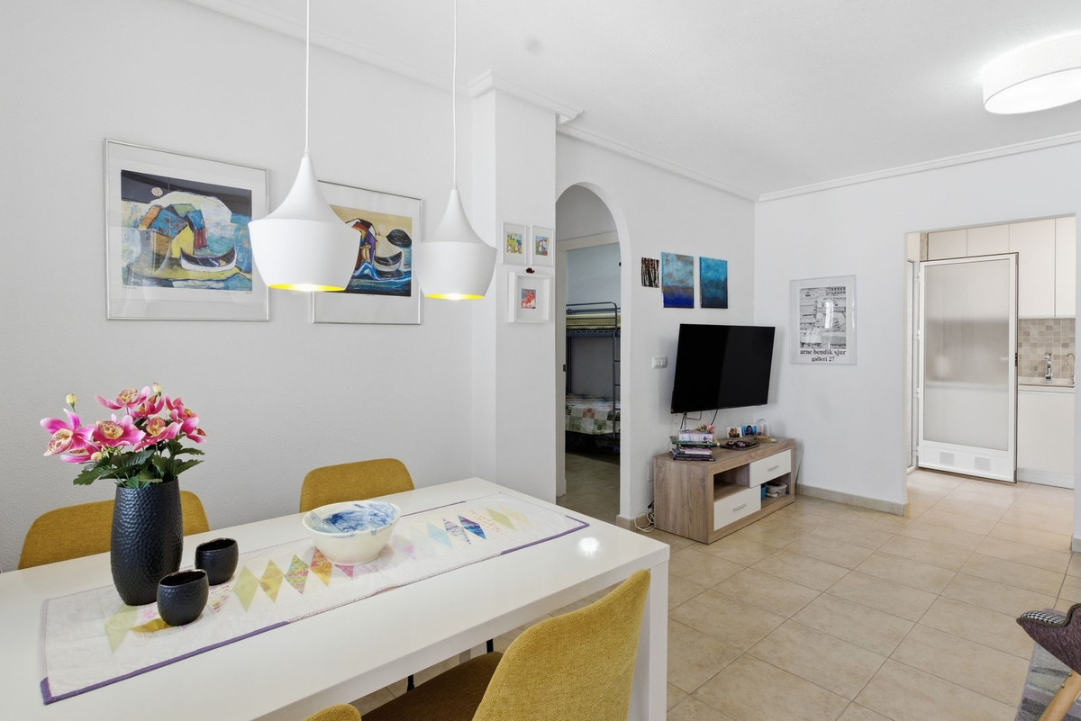 2 Bed Apartment for sale in Torrevieja Costa Blanca, Alicante, Spain