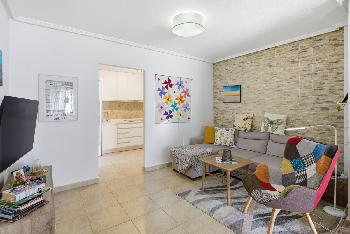 2 Bed Apartment for sale in Torrevieja Costa Blanca, Alicante, Spain