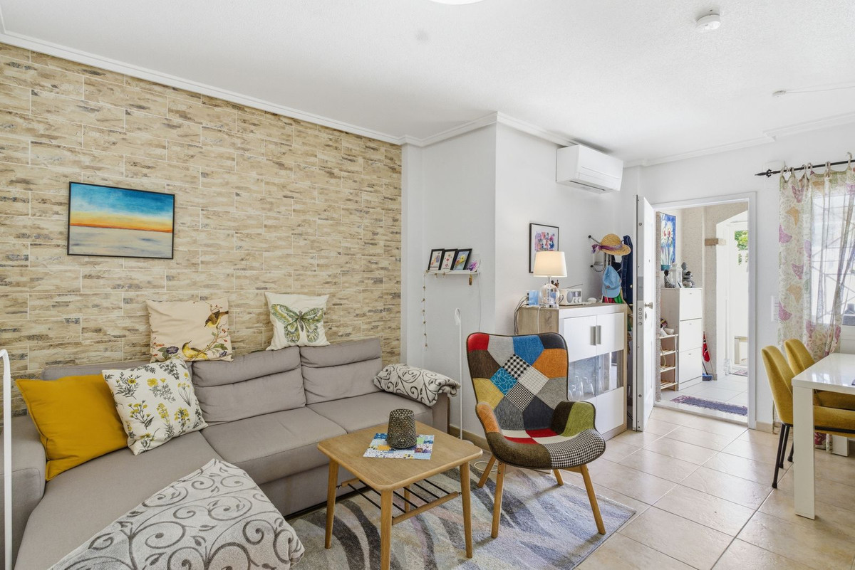 2 Bed Apartment for sale in Torrevieja Costa Blanca, Alicante, Spain