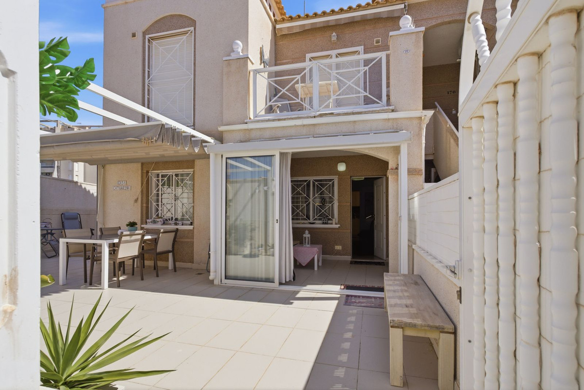 2 Bed Apartment for sale in Torrevieja Costa Blanca, Alicante, Spain