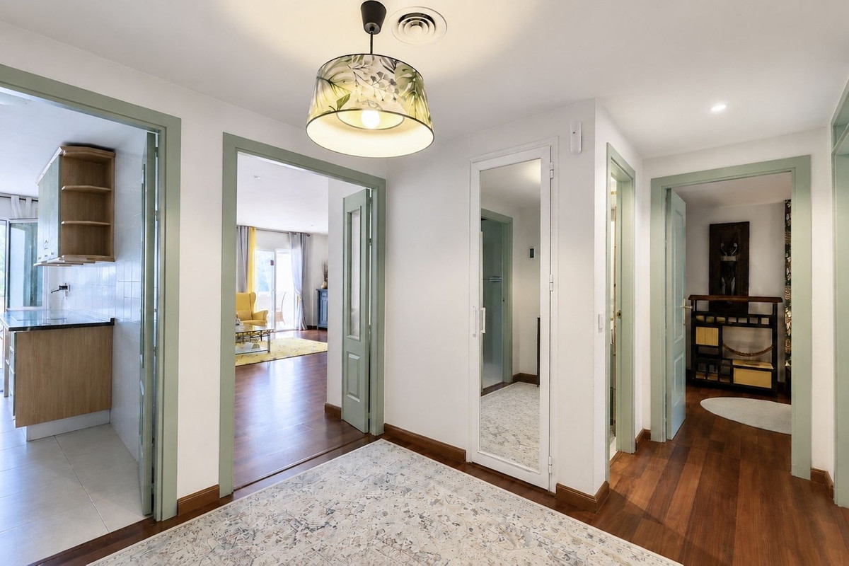 Se vende Apartamento Planta Baja de 2 dormitorios en Costa Del Sol, Málaga, España
