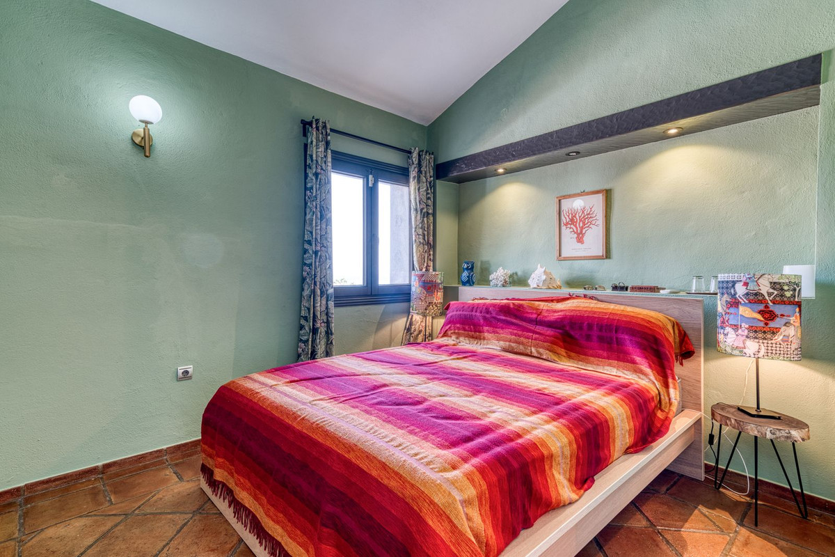 Se vende Villa - Chalet de 3 dormitorios en Costa Del Sol, Málaga, España
