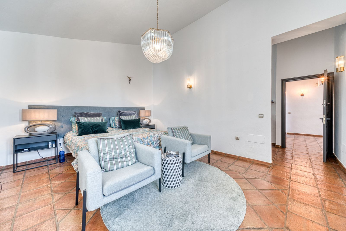 Se vende Villa - Chalet de 3 dormitorios en Costa Del Sol, Málaga, España