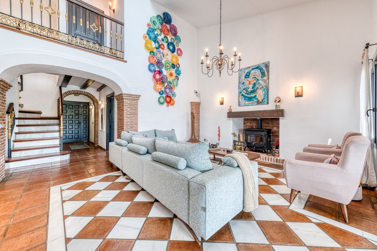 Se vende Villa - Chalet de 3 dormitorios en Costa Del Sol, Málaga, España