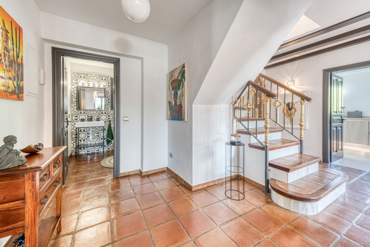Se vende Villa - Chalet de 3 dormitorios en Costa Del Sol, Málaga, España