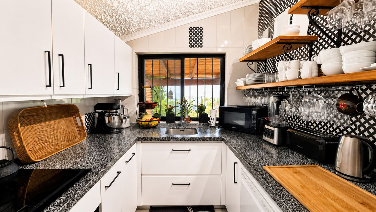 3 Bed Townhouse for sale in Casares Playa Costa Del Sol, Málaga, Spain
